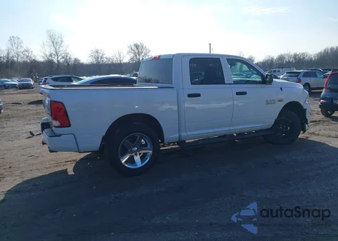2016 Ram 1500 Express z USA, uszkodzony, nr VIN 1C6RR7KT7GS125774